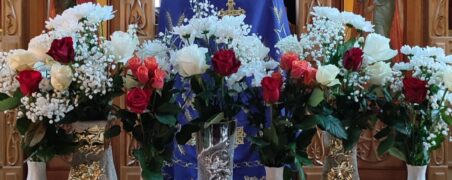 Страстная неделя. Великая пятница. Воспоминание Святых спасительных Страстей Господа нашего Иисуса Христа.
